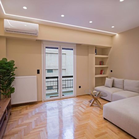 Urban Spacious Apartment Near Kallimarmaron Афіни Екстер'єр фото