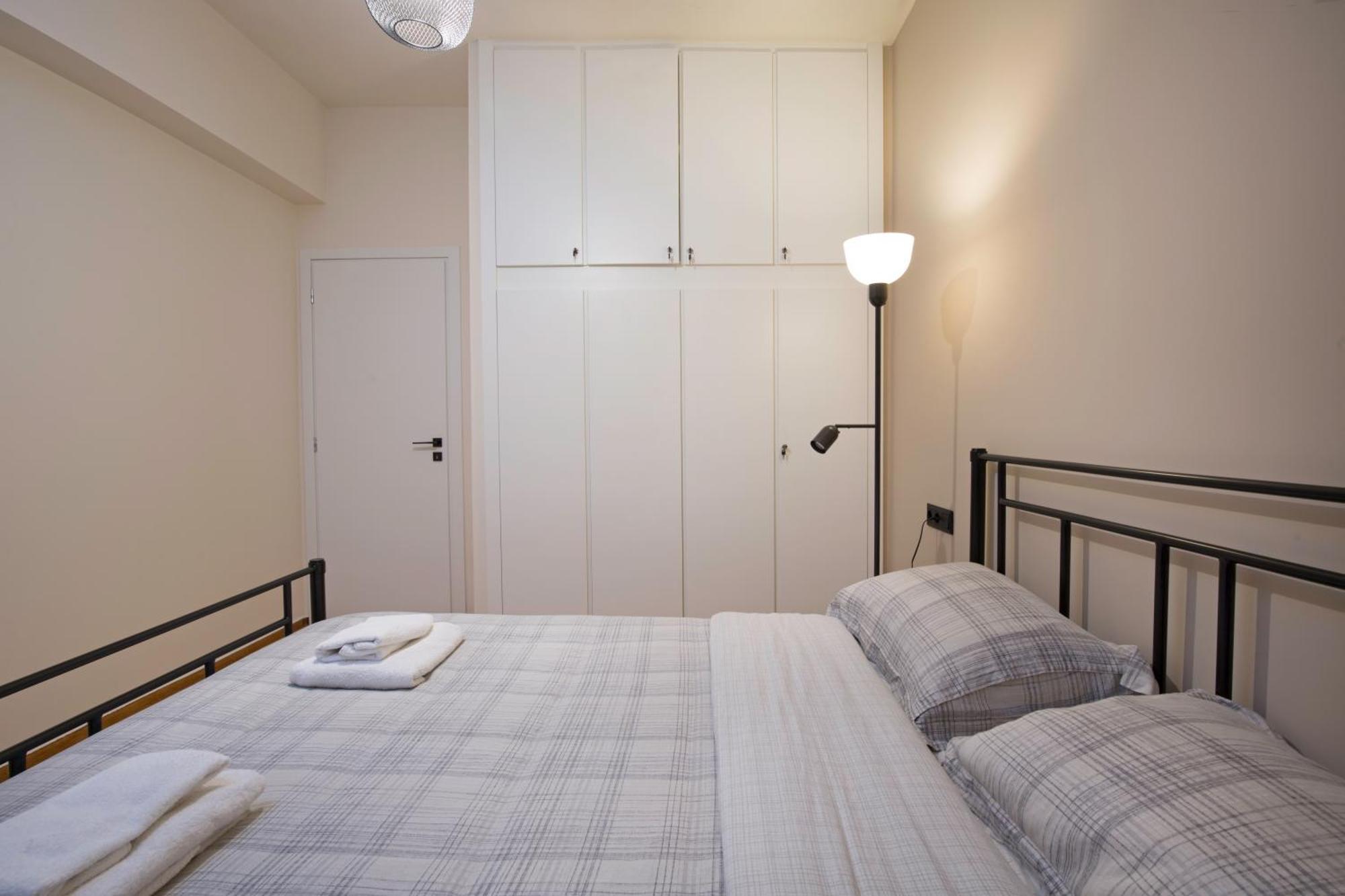 Urban Spacious Apartment Near Kallimarmaron Афіни Екстер'єр фото
