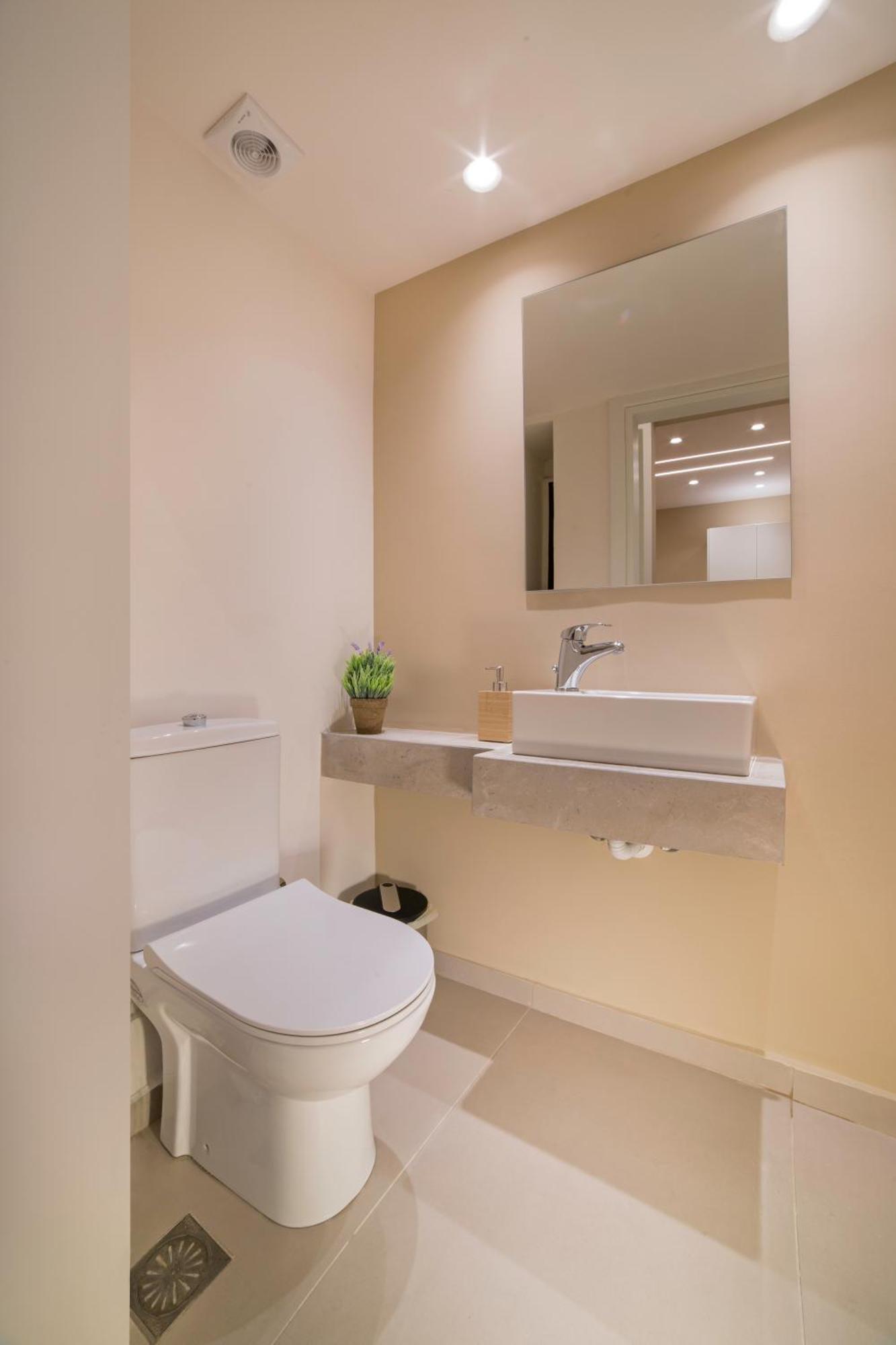 Urban Spacious Apartment Near Kallimarmaron Афіни Екстер'єр фото