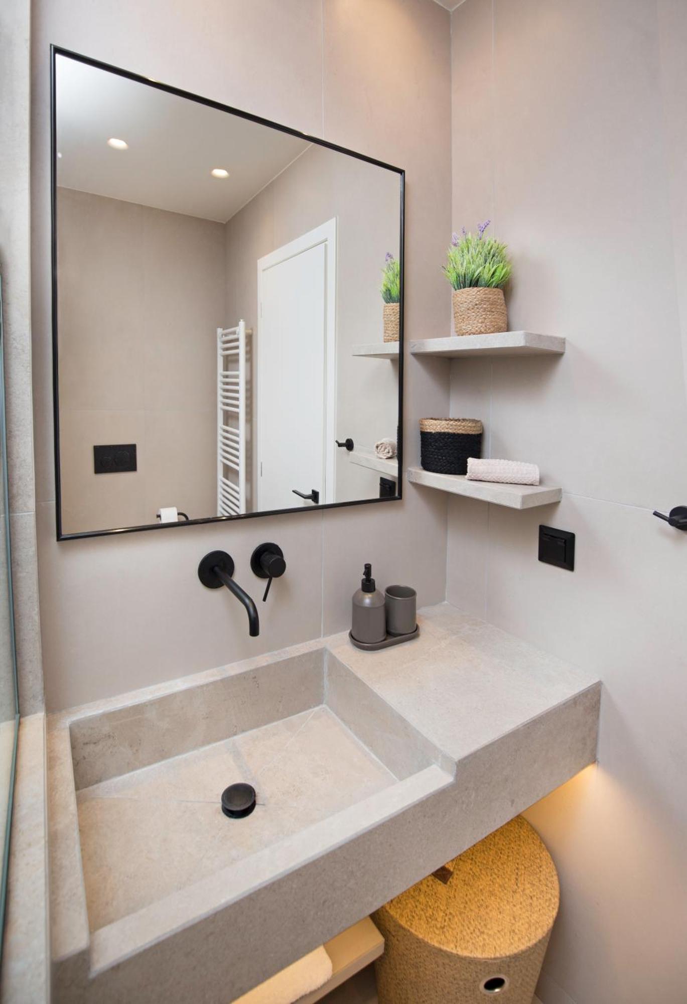 Urban Spacious Apartment Near Kallimarmaron Афіни Екстер'єр фото